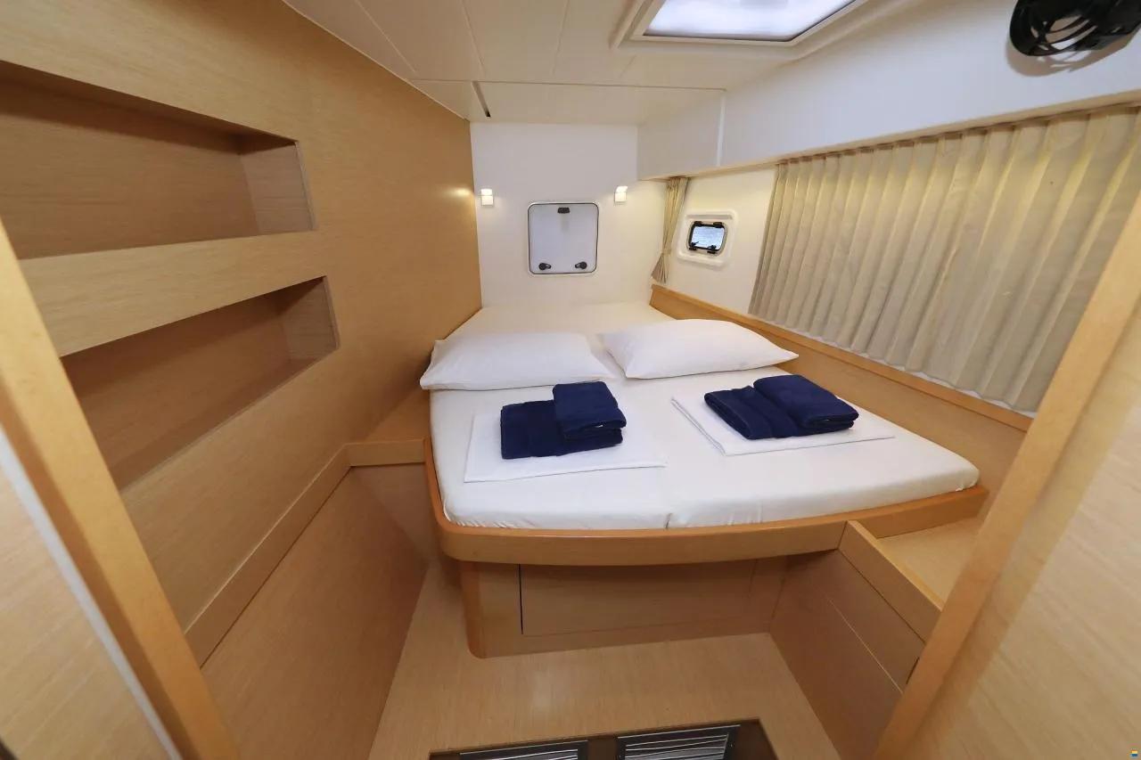 Lagoon 42 - 4 + 2 cab., picture 20