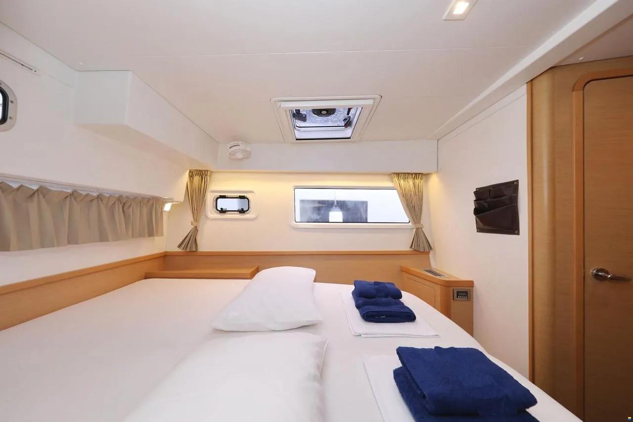 Lagoon 42 - 4 + 2 cab., picture 21