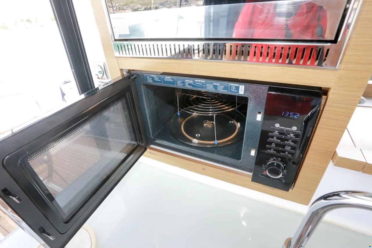 Fountaine Pajot MY 37, picture 11