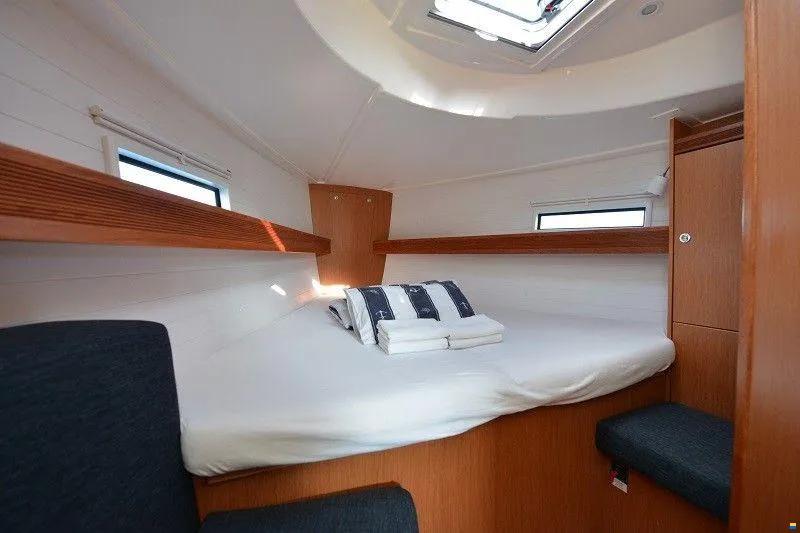 Bavaria Cruiser 40, picture 9