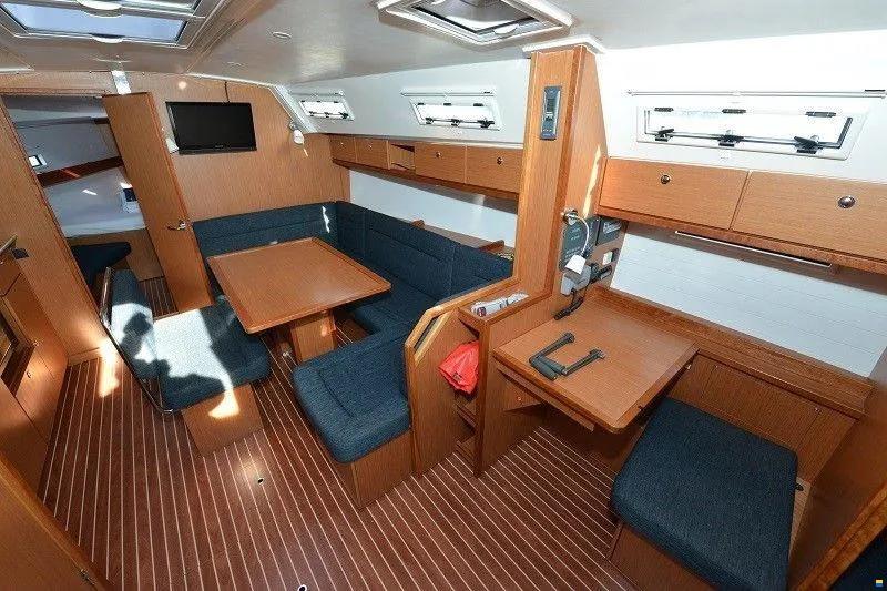 Bavaria Cruiser 40, picture 6