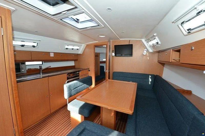 Bavaria Cruiser 40, picture 5