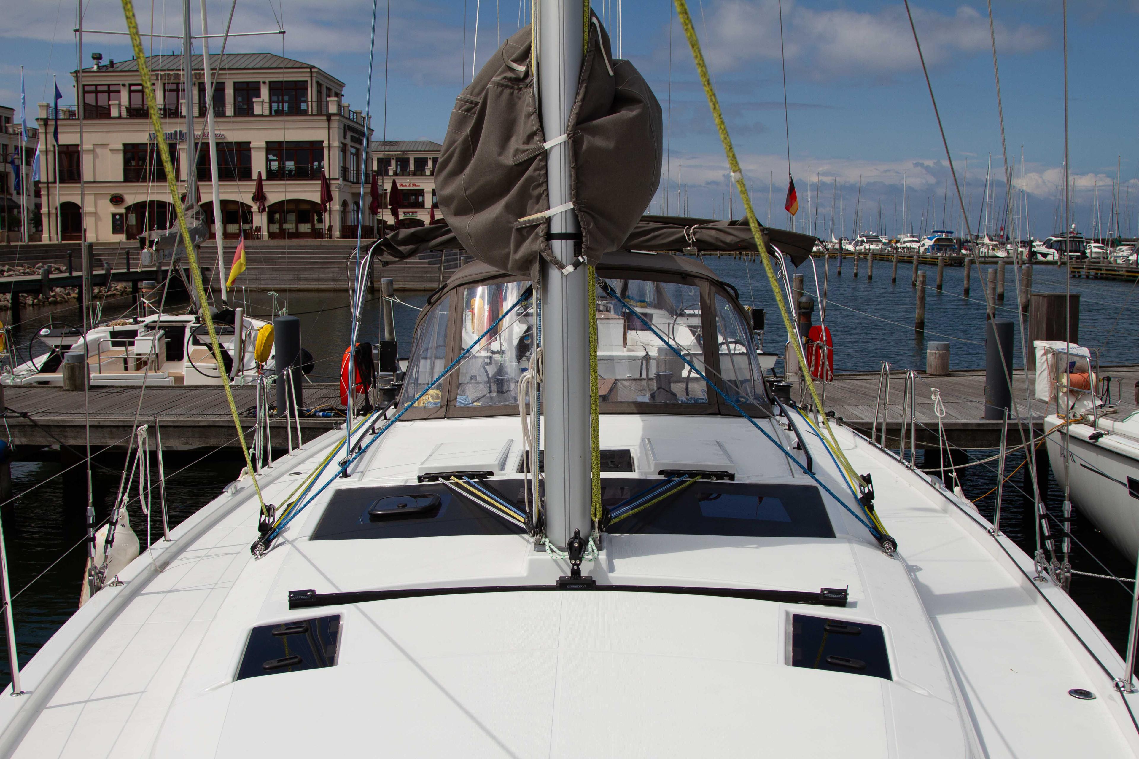 Dufour 44 - 3 cab., picture 7