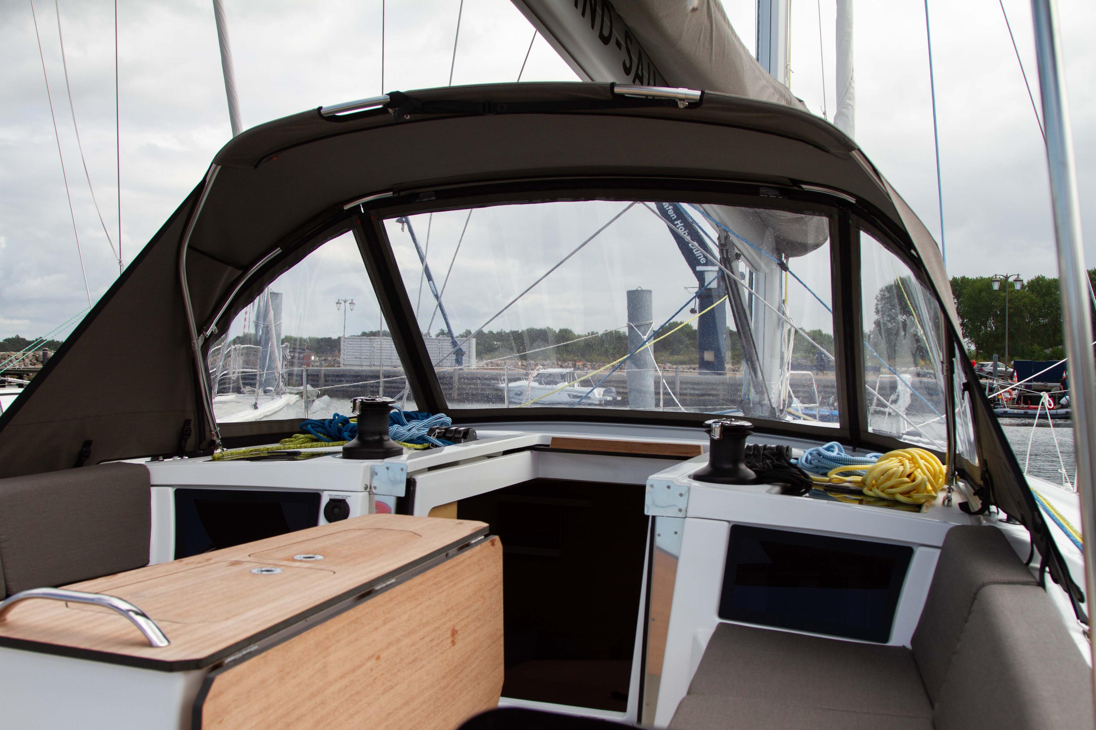 Dufour 44 - 3 cab., picture 6