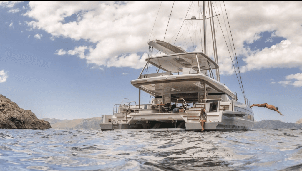 Lagoon 60 - 4 + 2 cab., picture 4