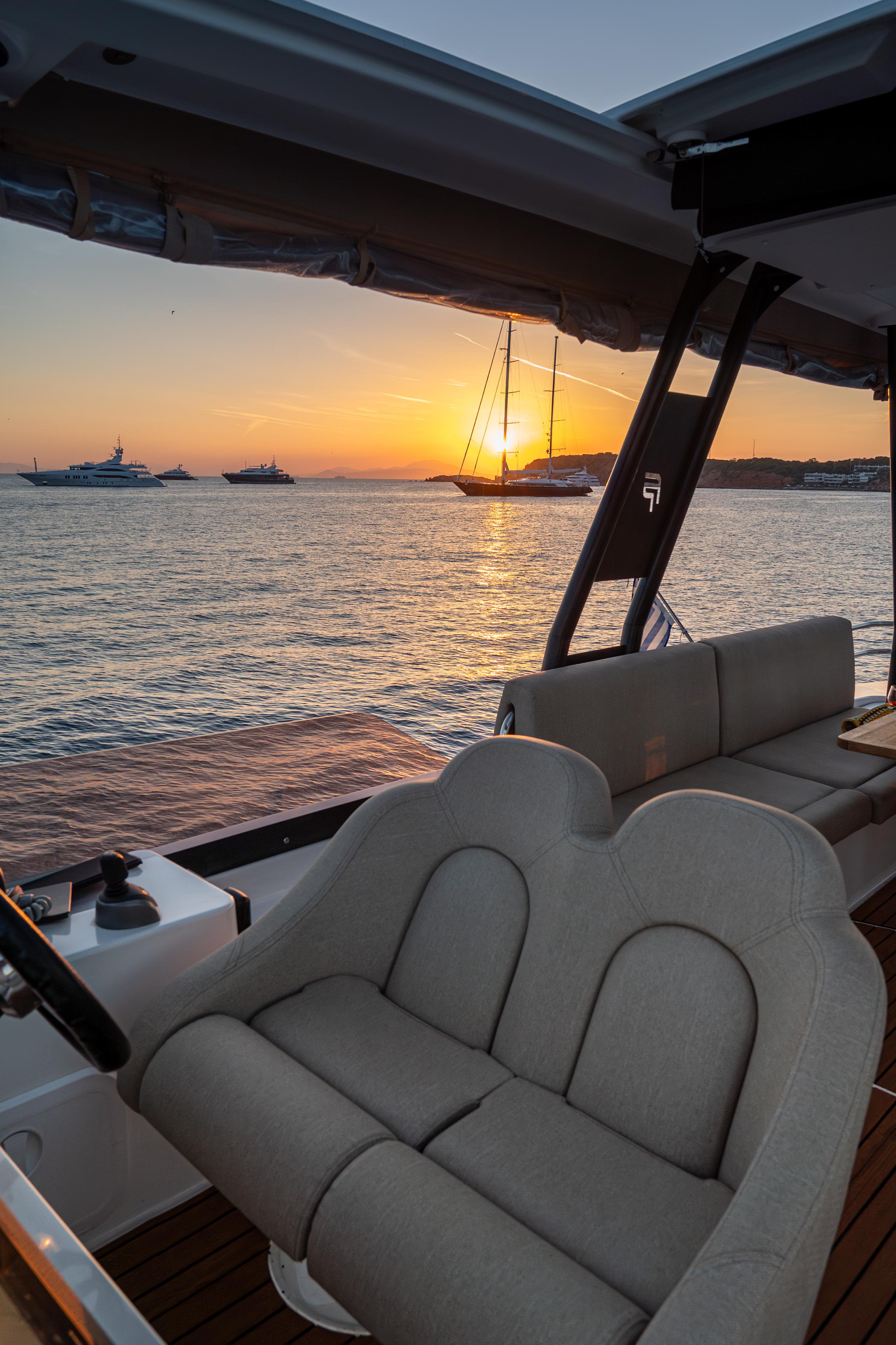 Fountaine Pajot MY6 - Emy 6, picture 5