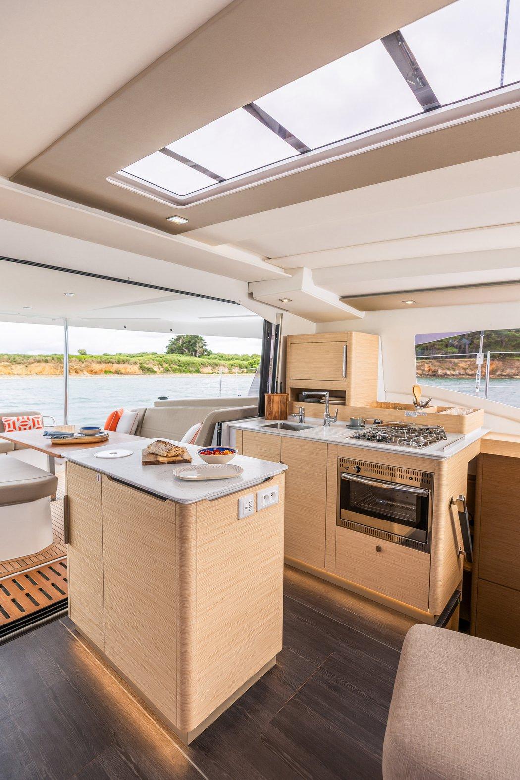 Fountaine Pajot FP 41 Quatuor 4, picture 14