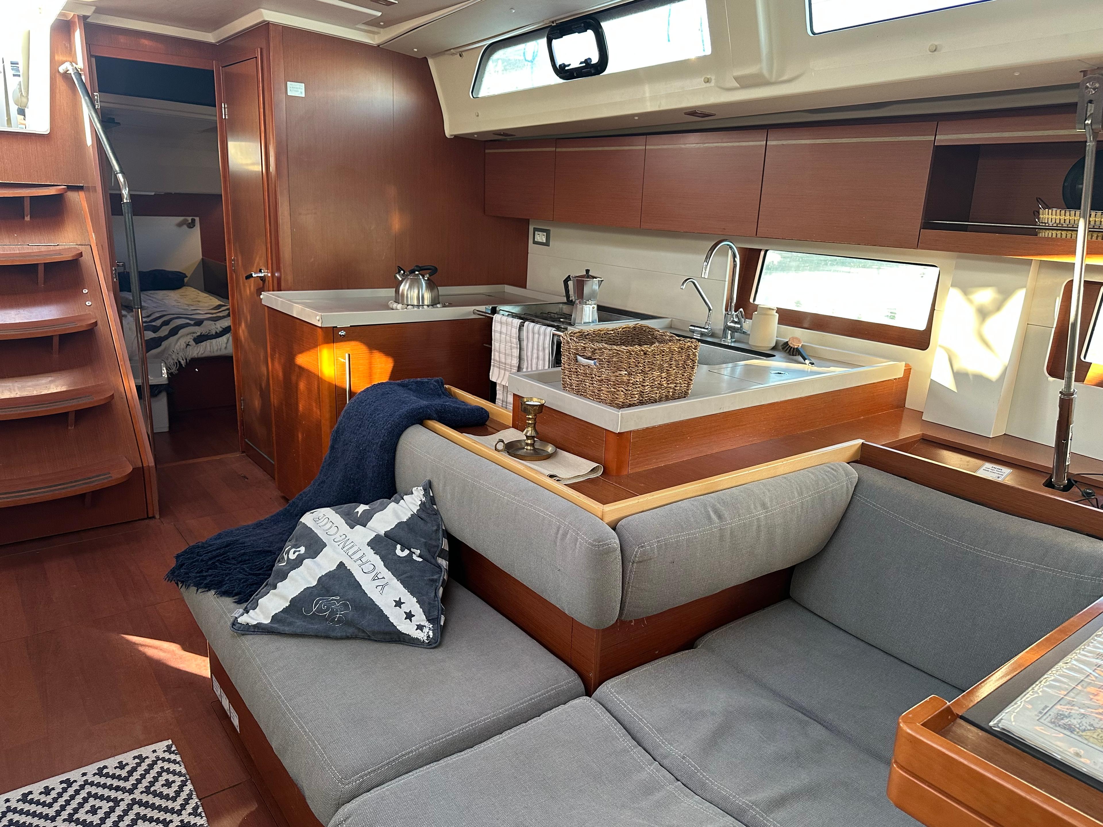 Oceanis 51.1 - 5 + 1 cab., picture 7