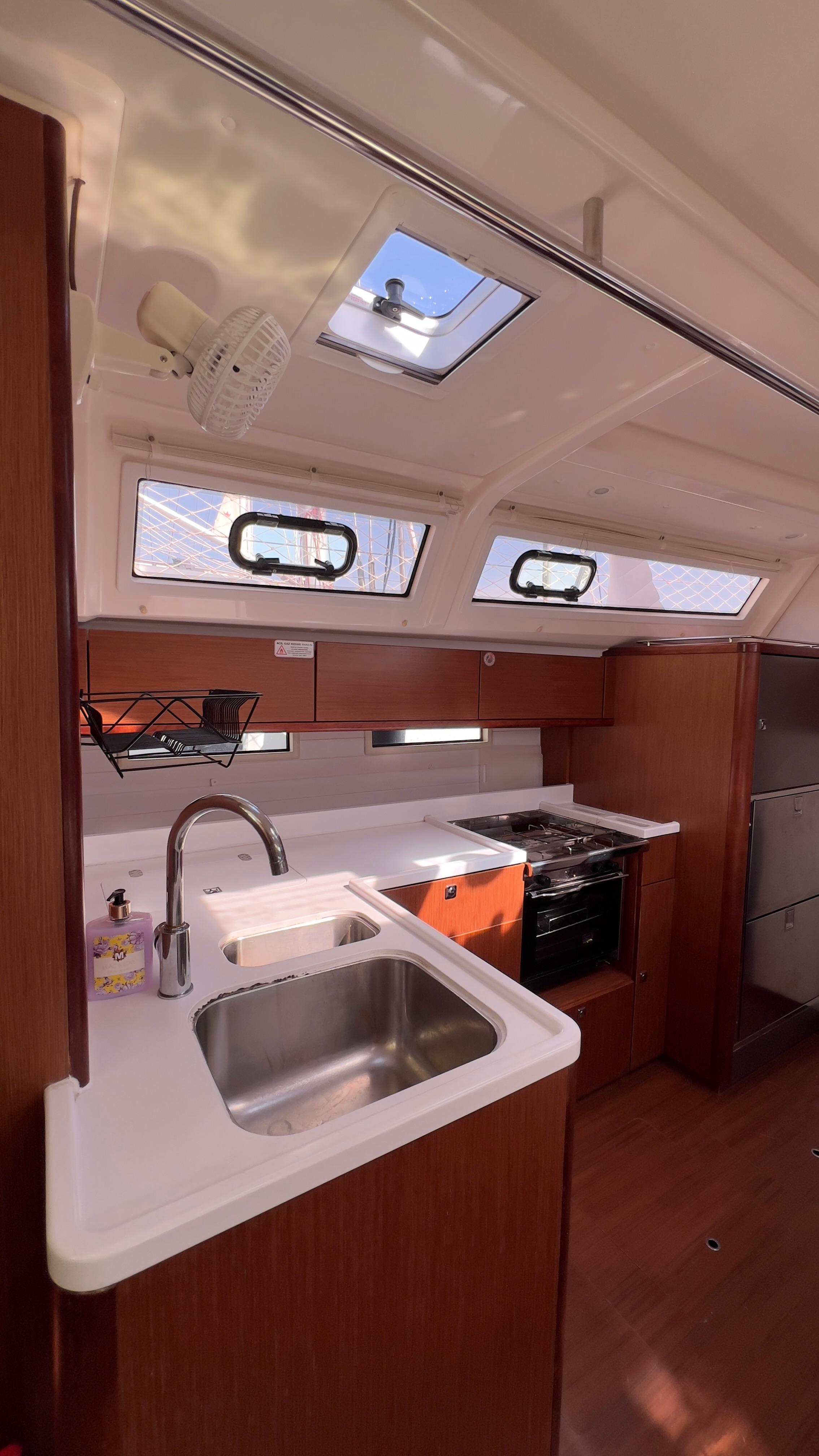 Bavaria Cruiser 46 Style - 4 cab., picture 25