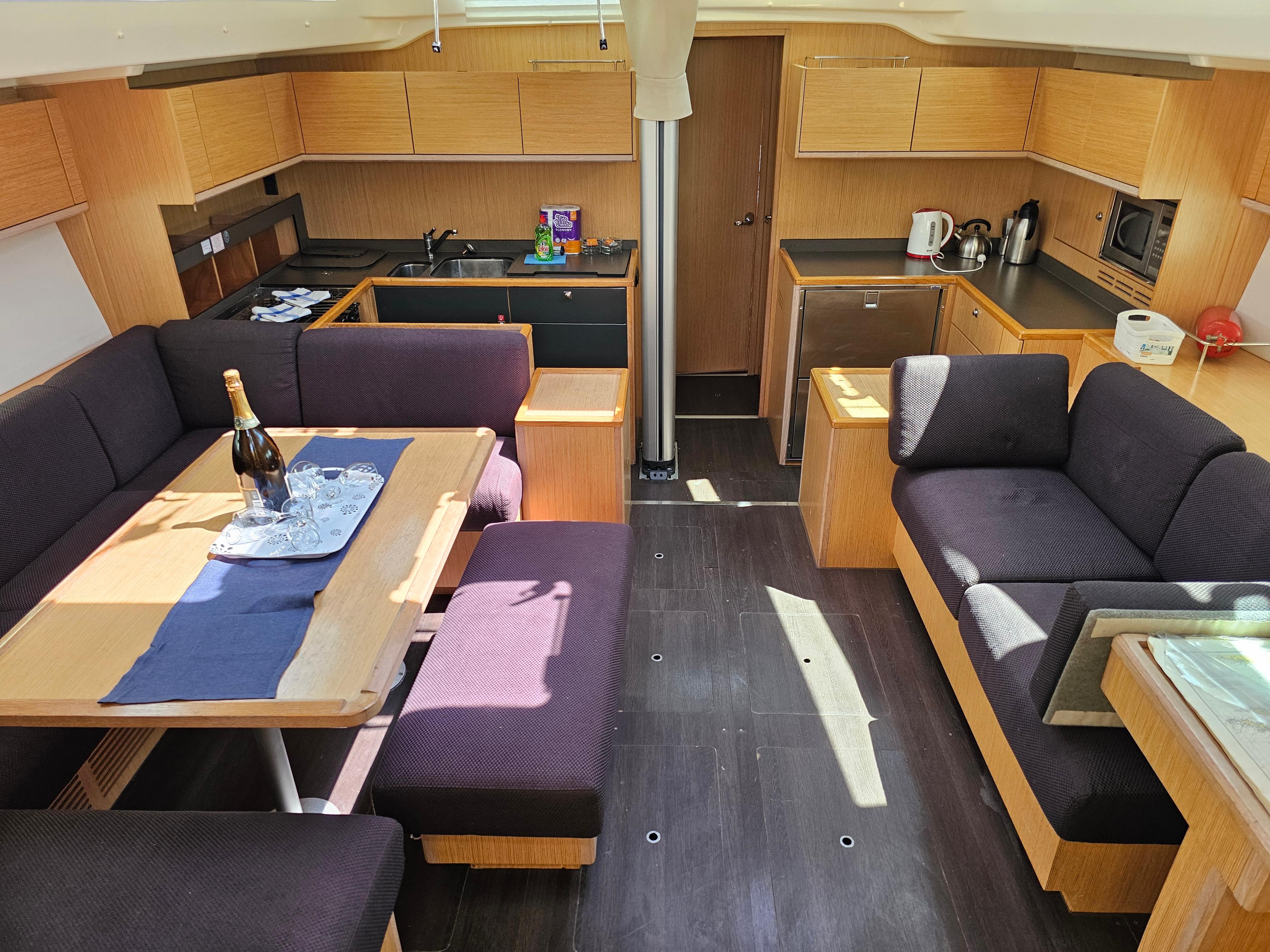 Bavaria C57 Holiday, picture 4