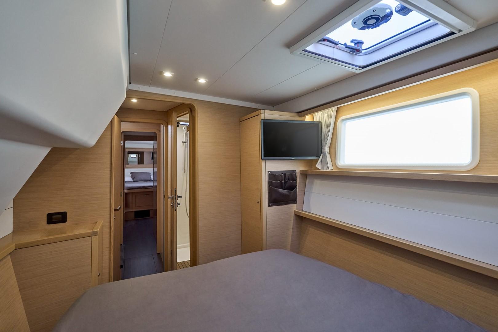 Lagoon 42 - 4 cab., picture 5