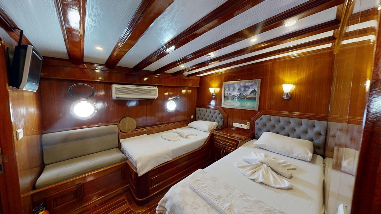 Diamond Lila, picture 20