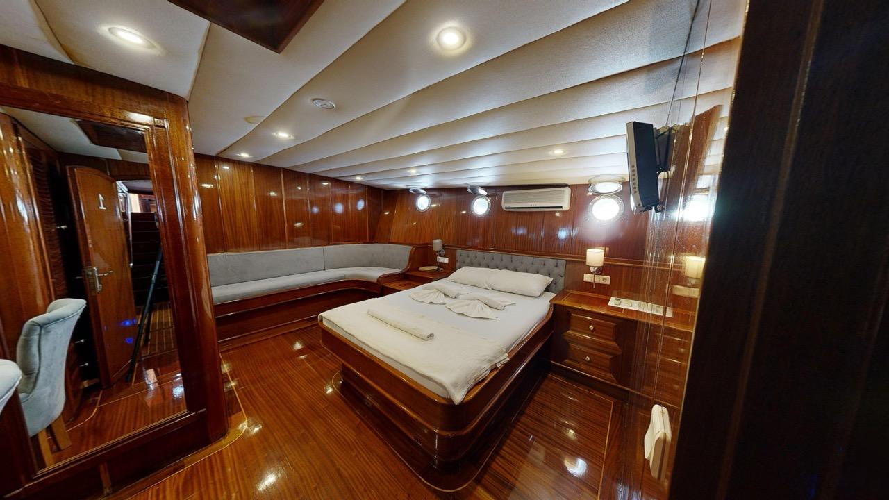 Diamond Lila, picture 23