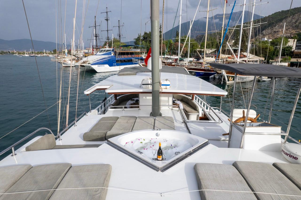 Diamond Lila, picture 9