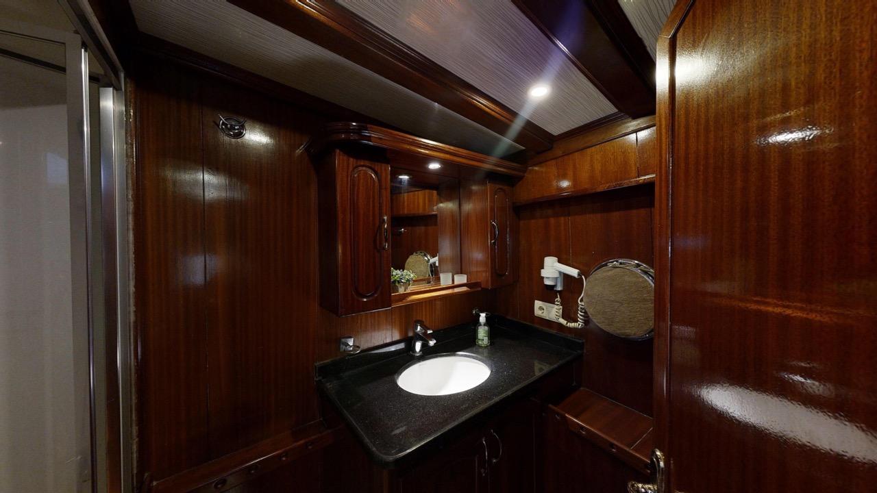 Diamond Lila, picture 25