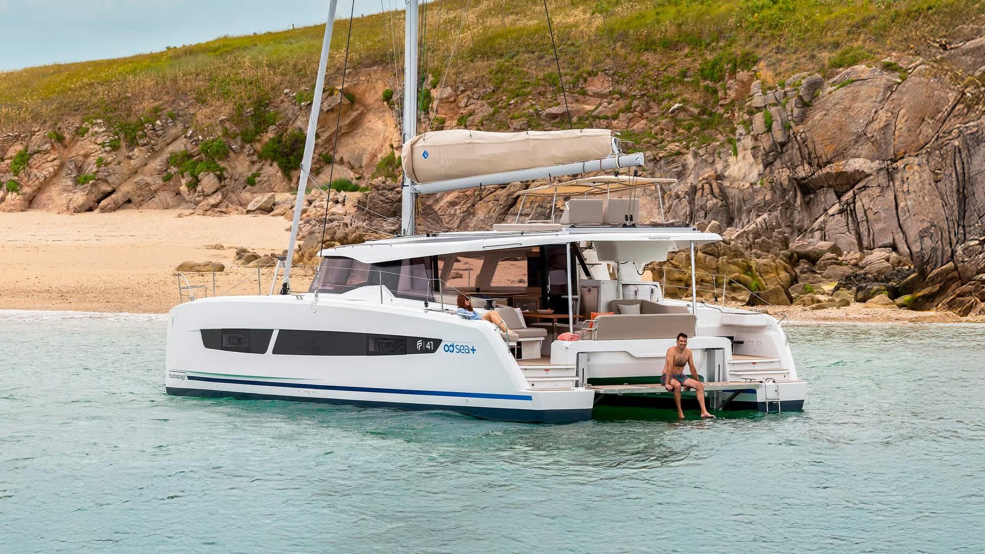 Fountaine Pajot FP 44 Quatuor - 4 cab., picture 1