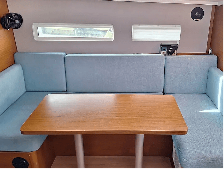 Sun Odyssey 410 - 3 cab., picture 11