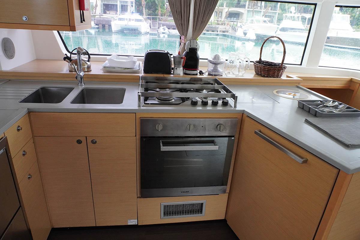 Lagoon 52 F - 5 + 2 cab., picture 8