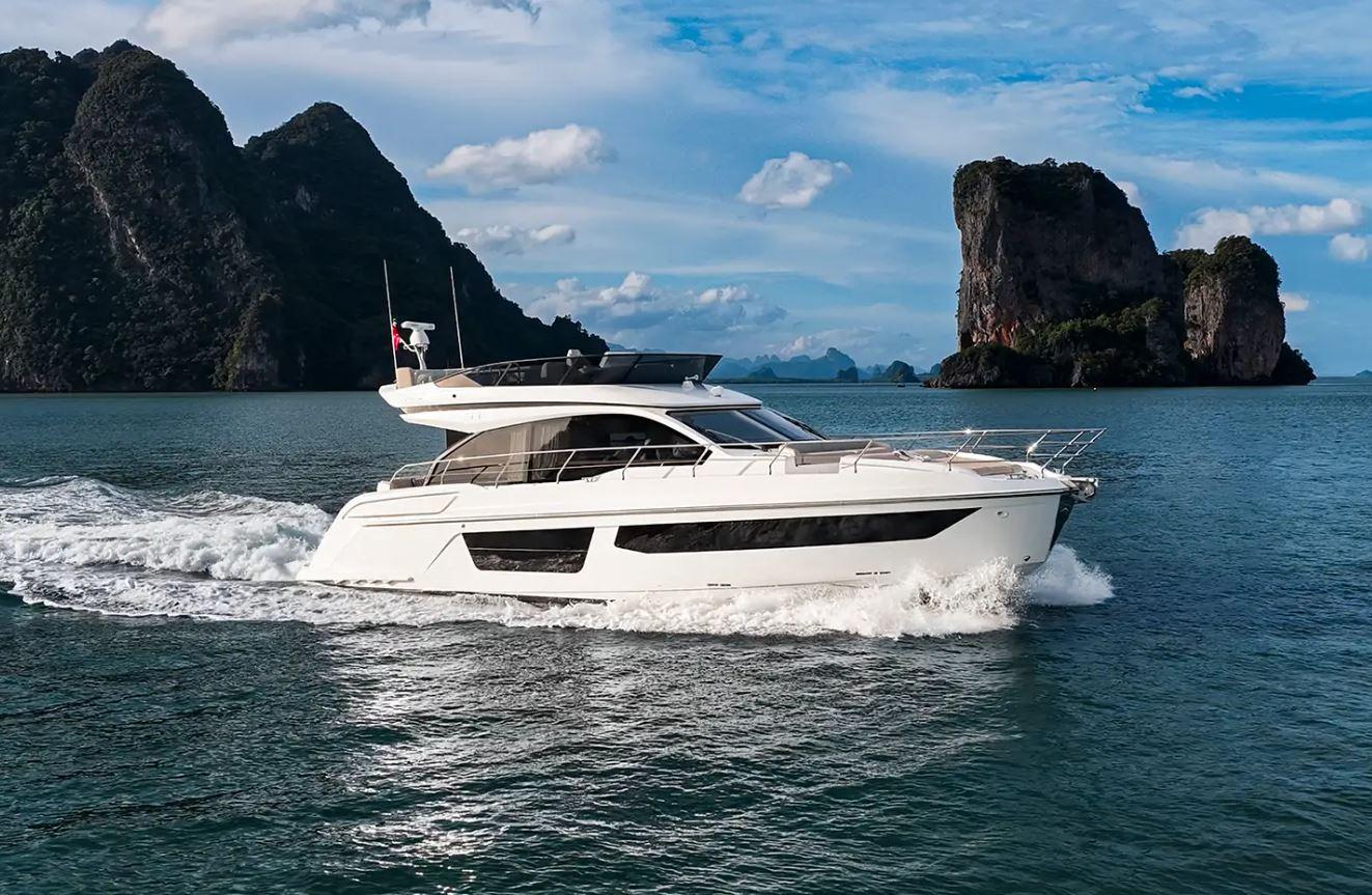 Azimut 53 Fly, picture 1
