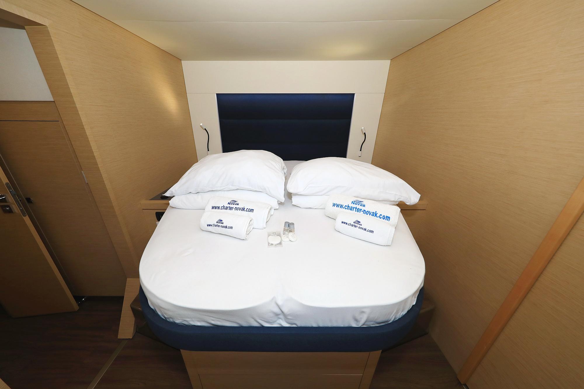 Fountaine Pajot Saona 47 Quintet - 5 + 1 cab., picture 13