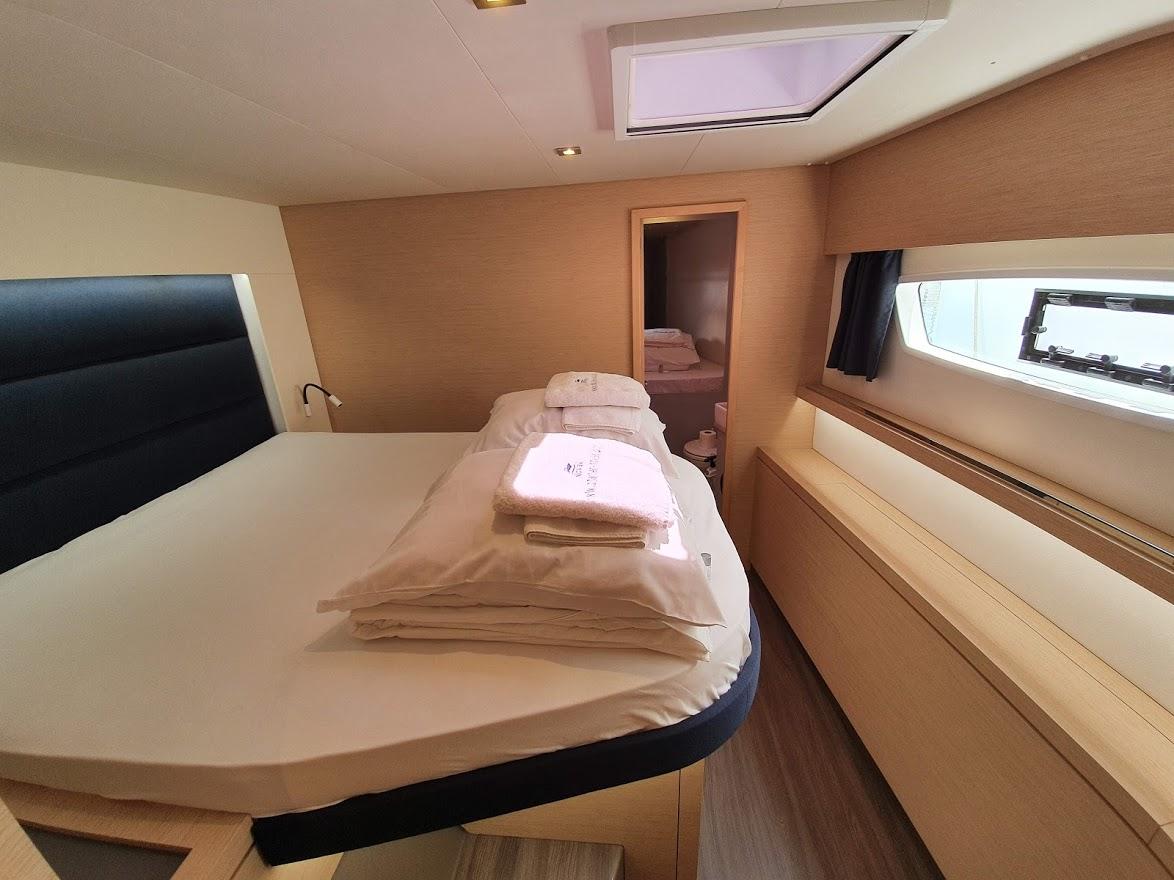 Fountaine Pajot Saona 47 Quintet - 5 + 1 cab., picture 12