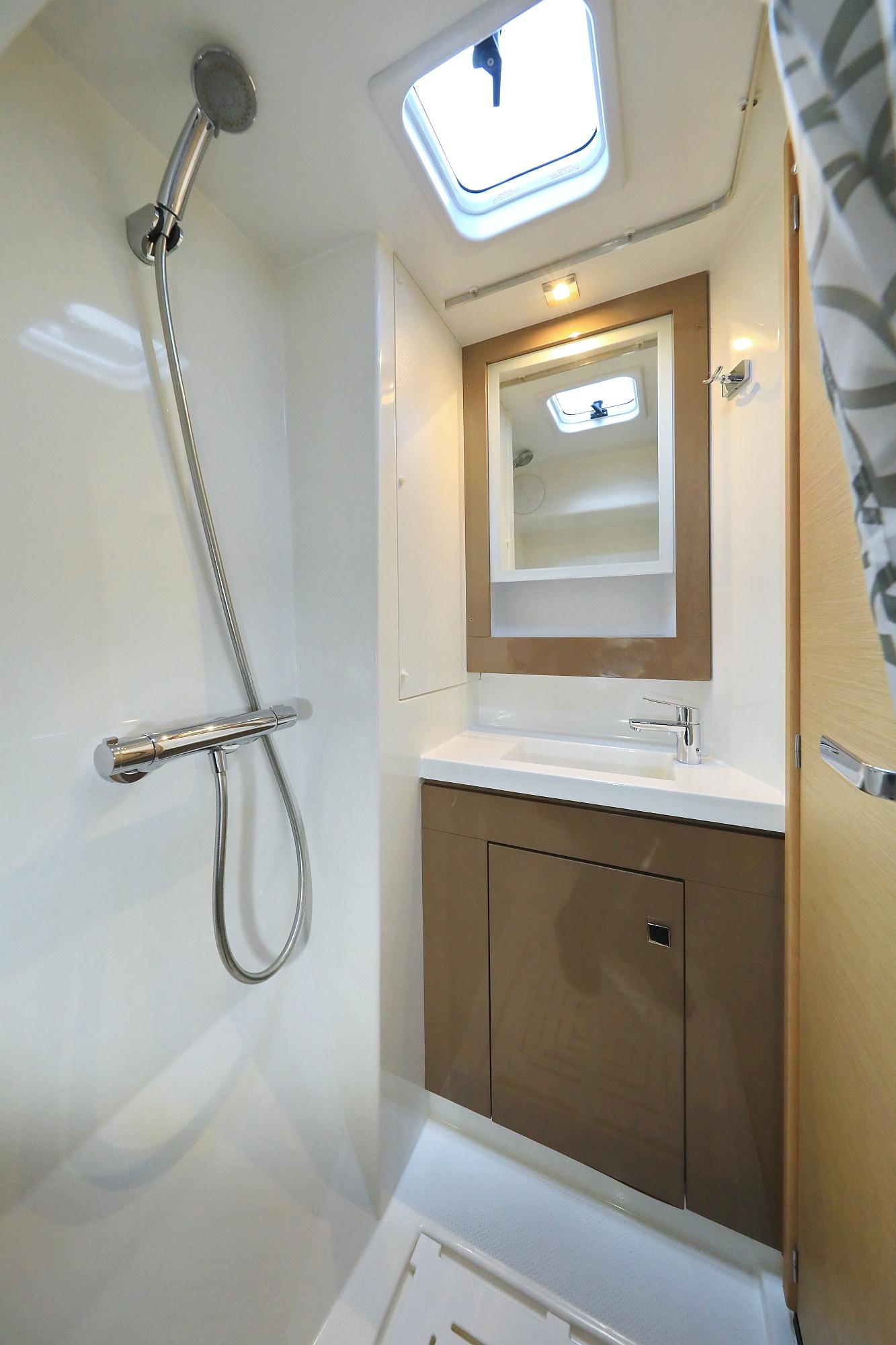 Fountaine Pajot Saona 47 Quintet - 5 + 1 cab., picture 22