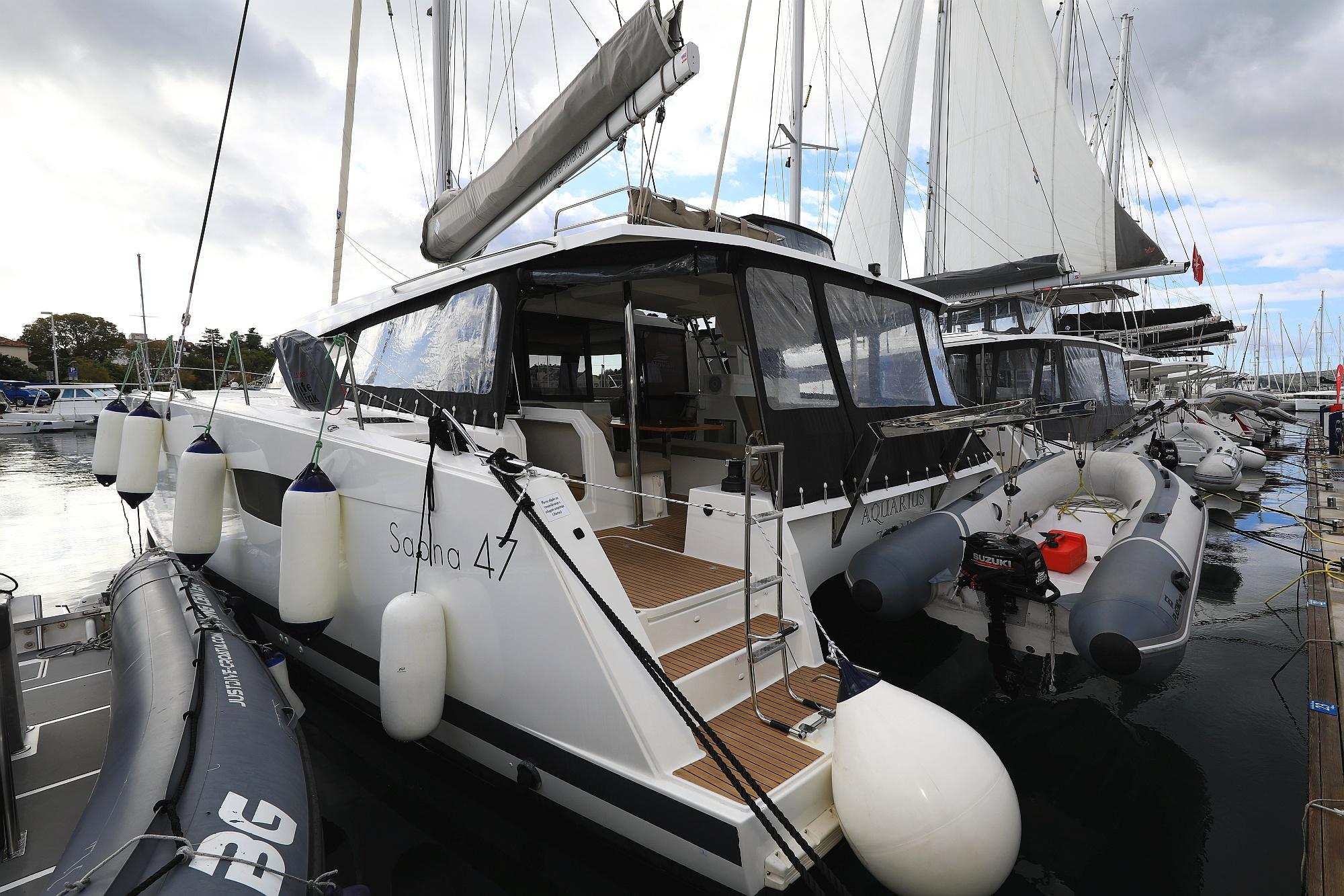 Fountaine Pajot Saona 47 Quintet - 5 + 1 cab., picture 1