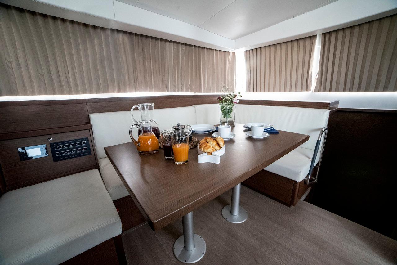 Lagoon 40 - 4 + 1 cab., picture 19