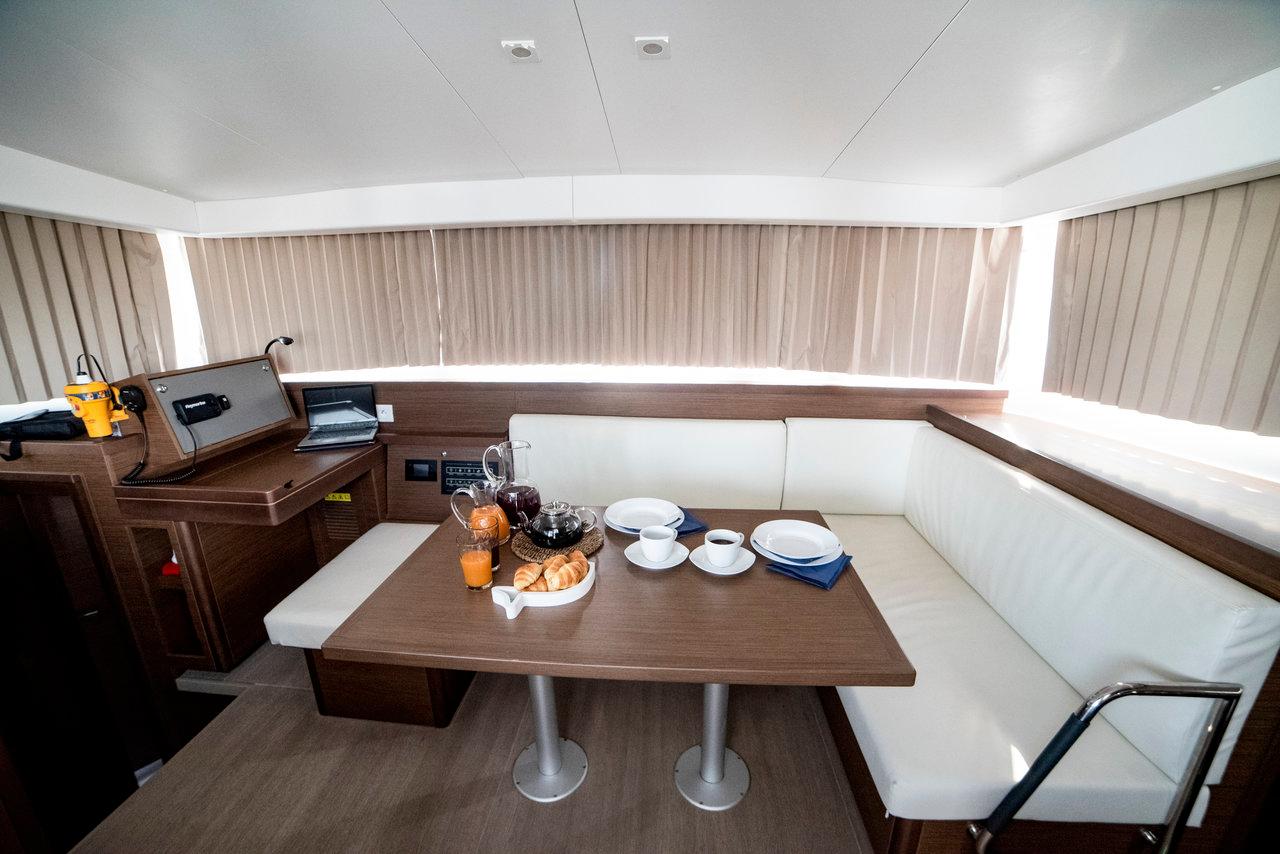 Lagoon 40 - 4 + 1 cab., picture 18