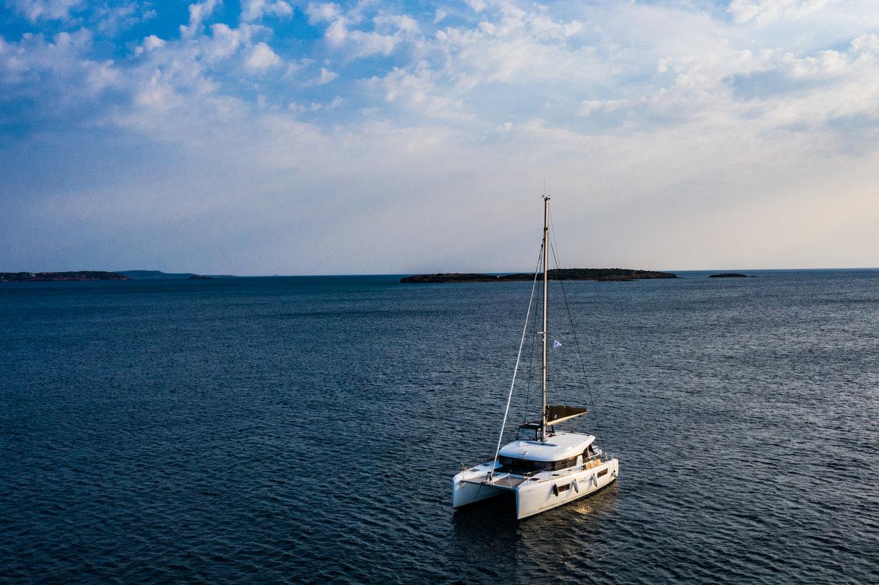 Lagoon 40 - 4 + 1 cab., picture 4