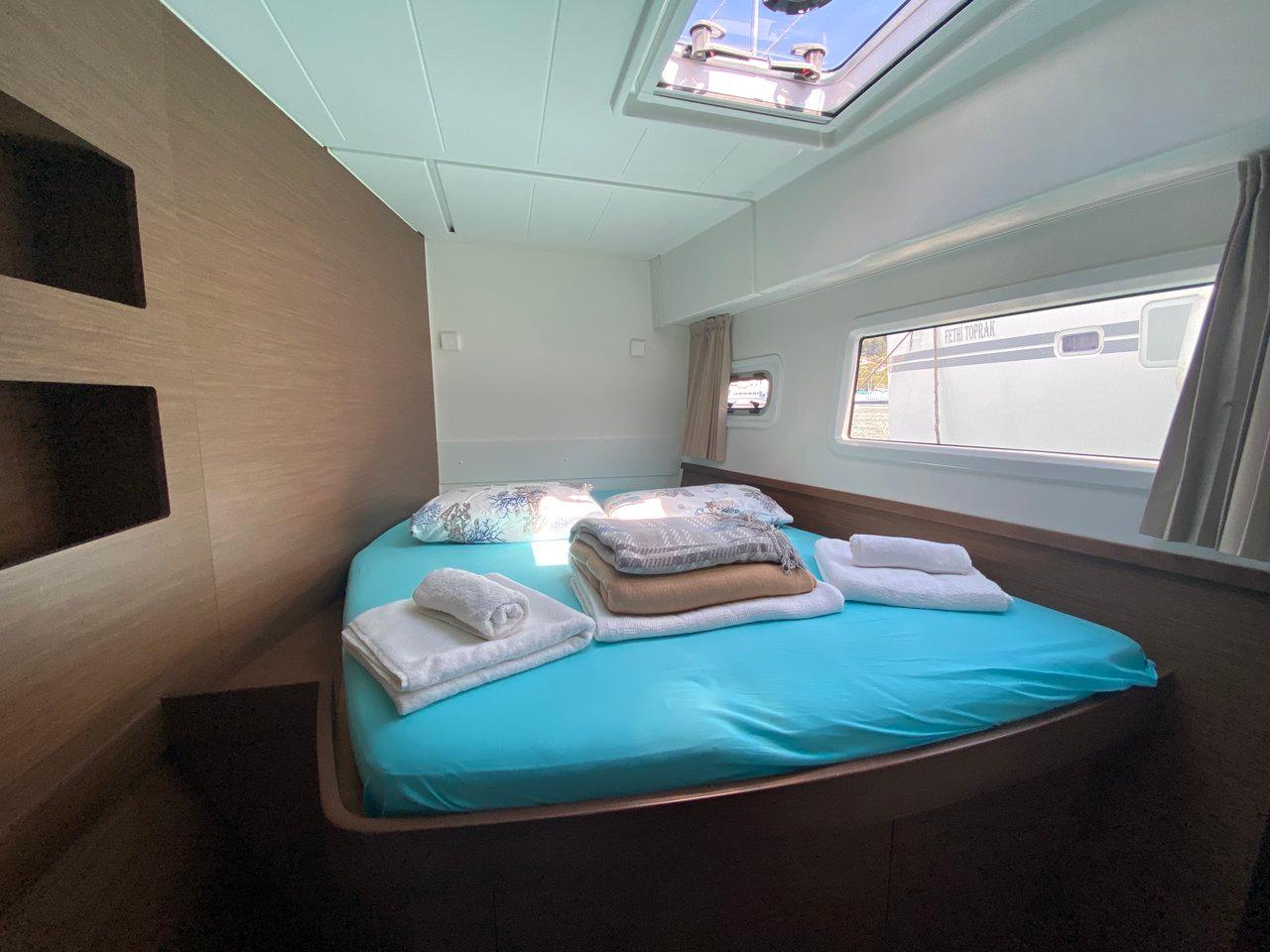 Lagoon 42 - 4 cab., picture 10