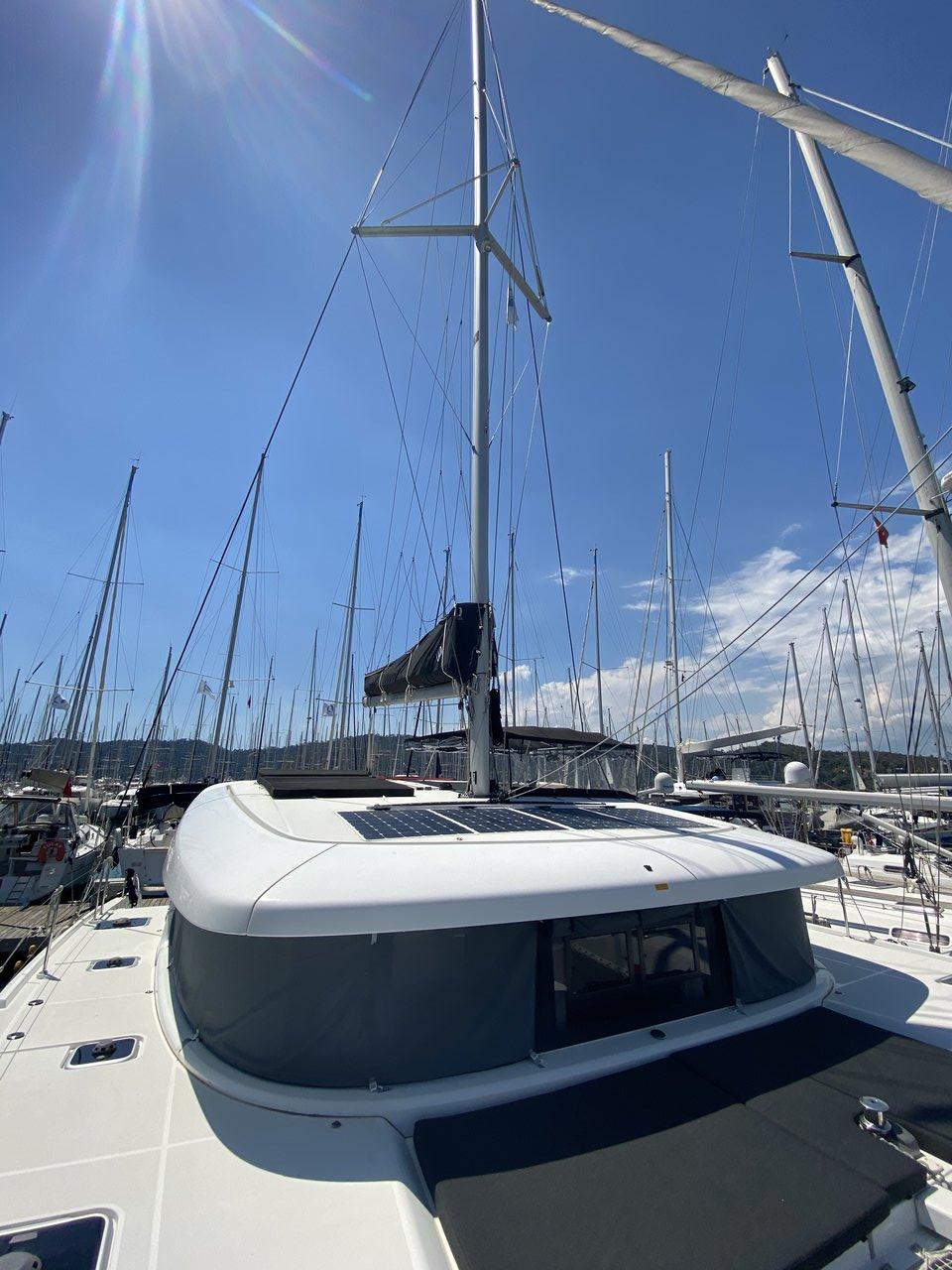 Lagoon 42 - 4 cab., picture 3