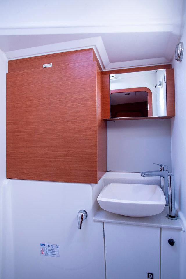 Dufour 520 GL, picture 30