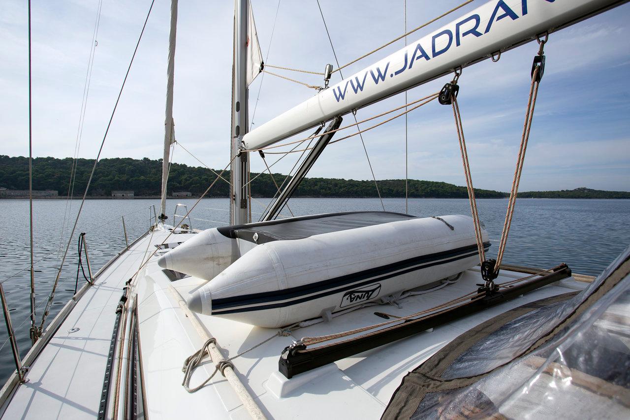 Dufour 520 GL, picture 13