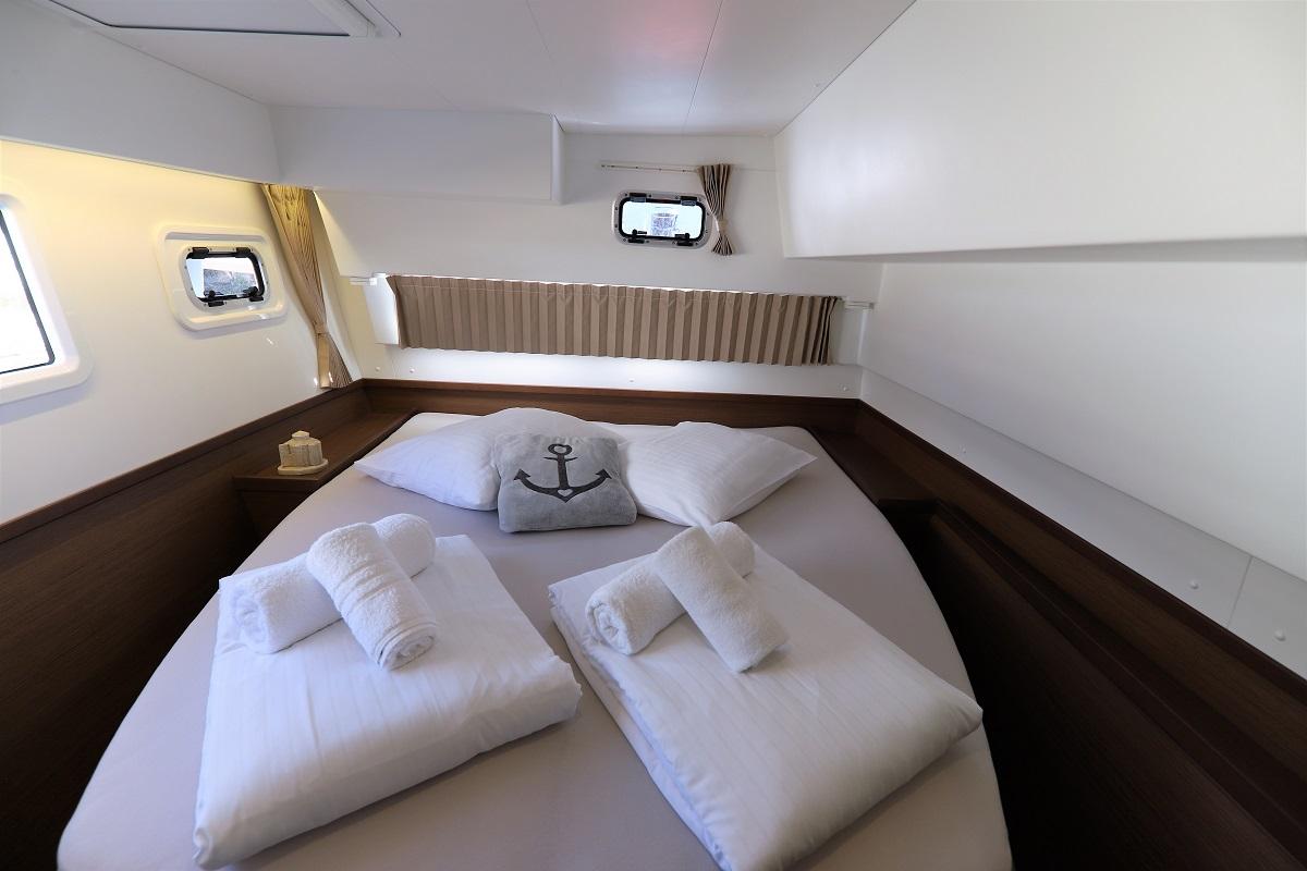 Lagoon 42 - 4 + 2 cab., picture 12
