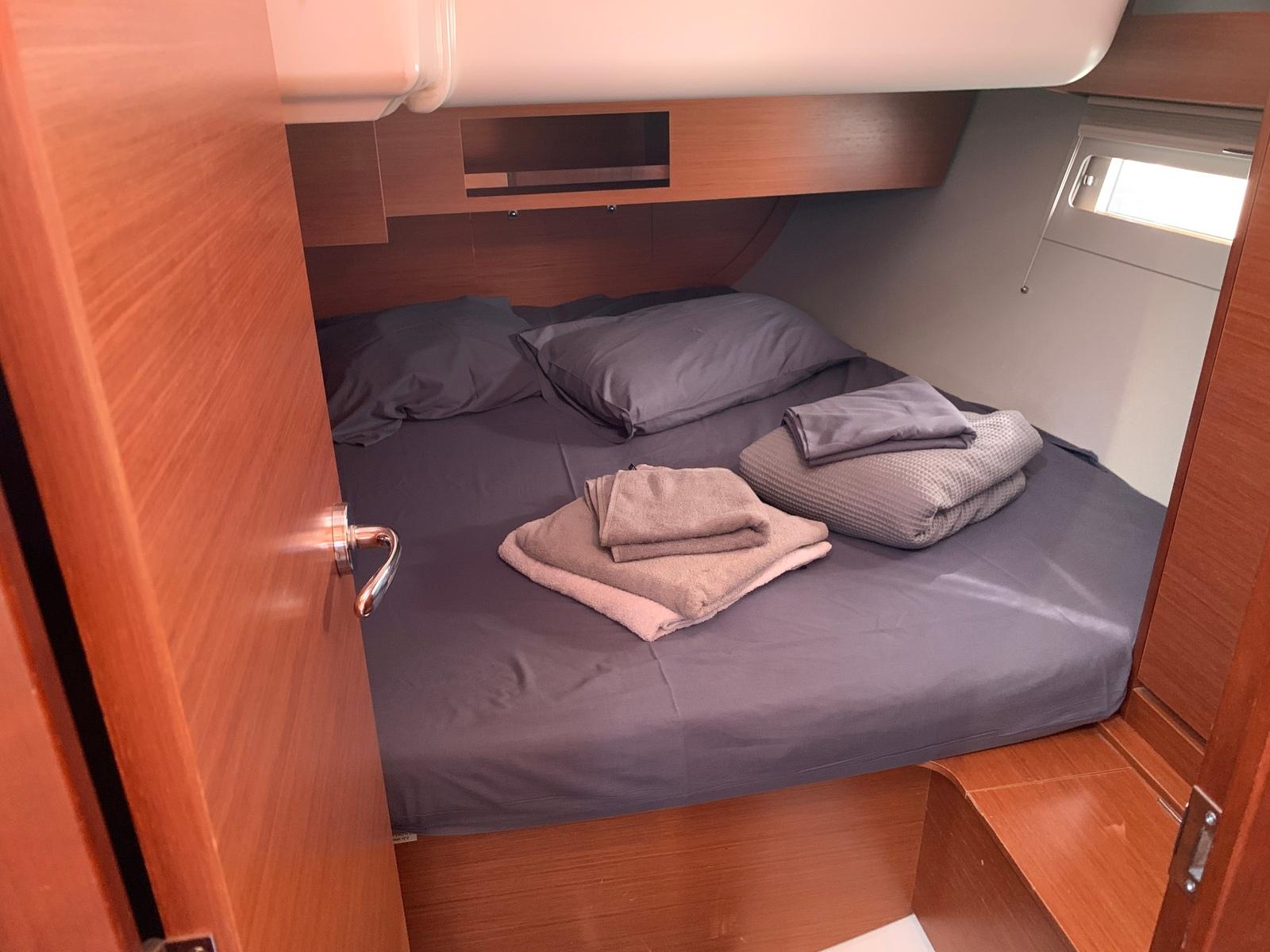 Dufour 390 GL, picture 10