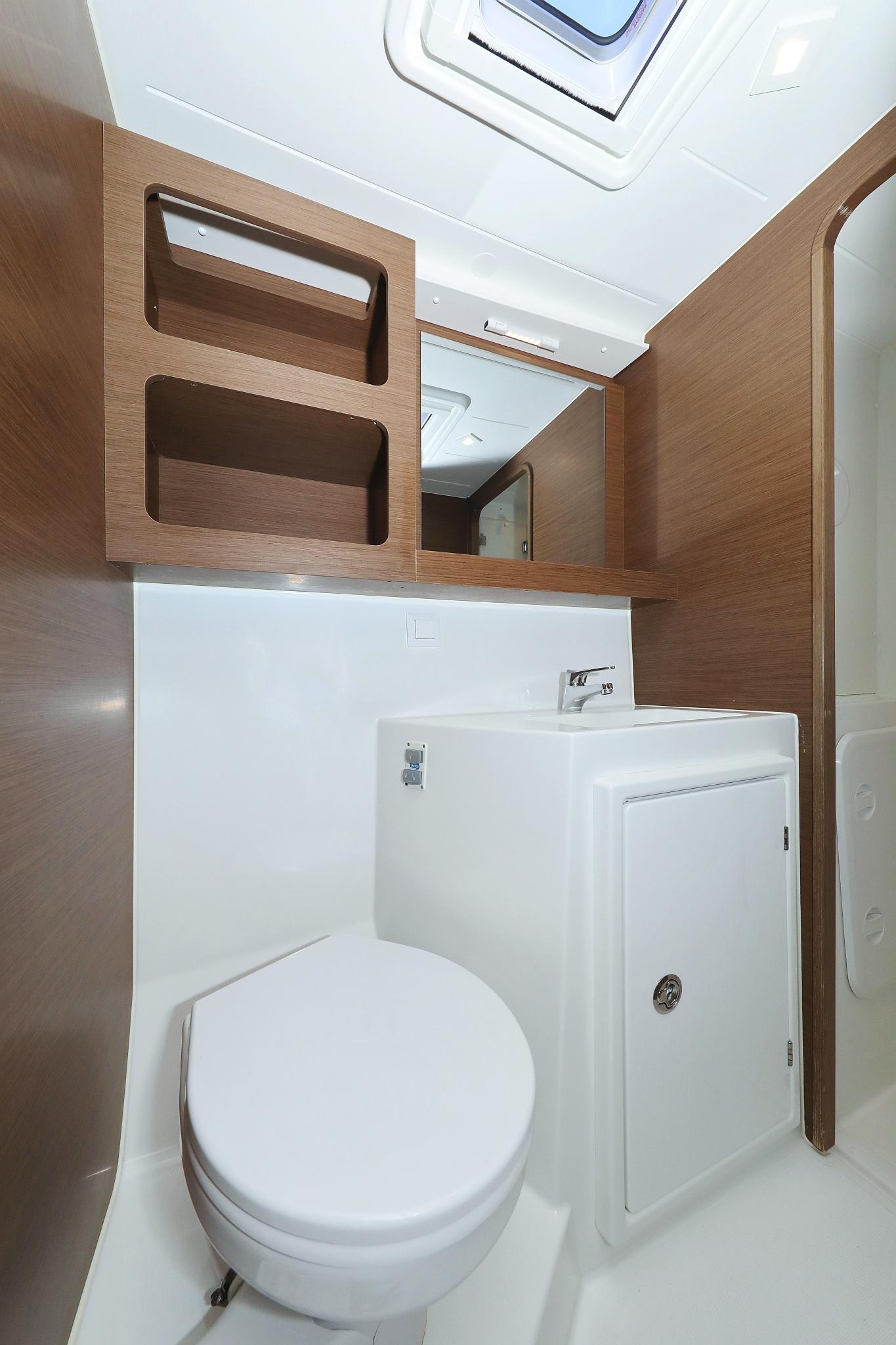 Lagoon 42 - 4 + 2 cab., picture 37