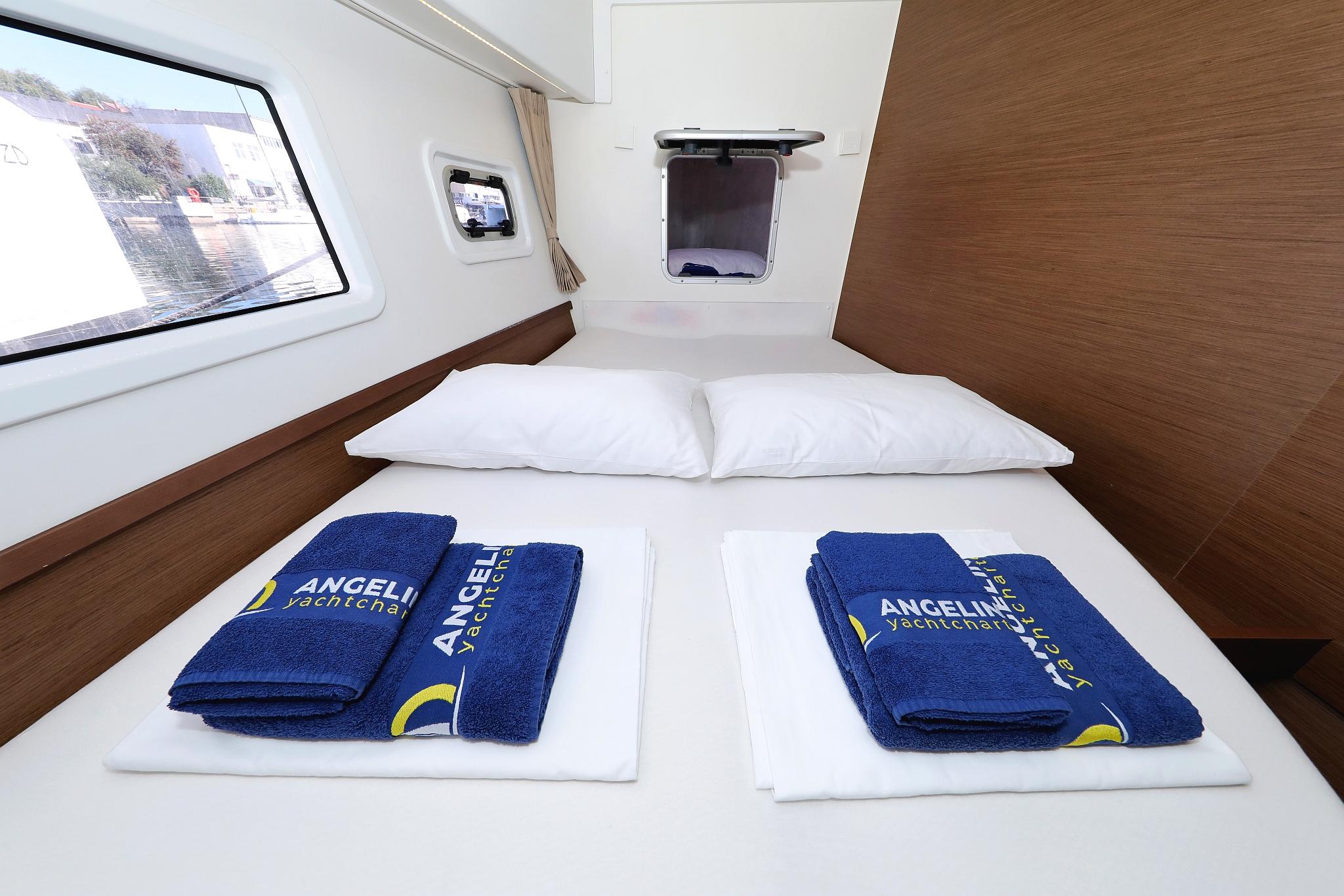 Lagoon 42 - 4 + 2 cab., picture 26