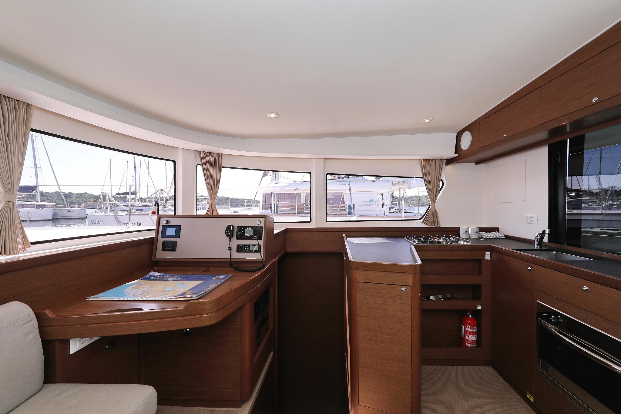 Lagoon 42 - 4 + 2 cab., picture 18