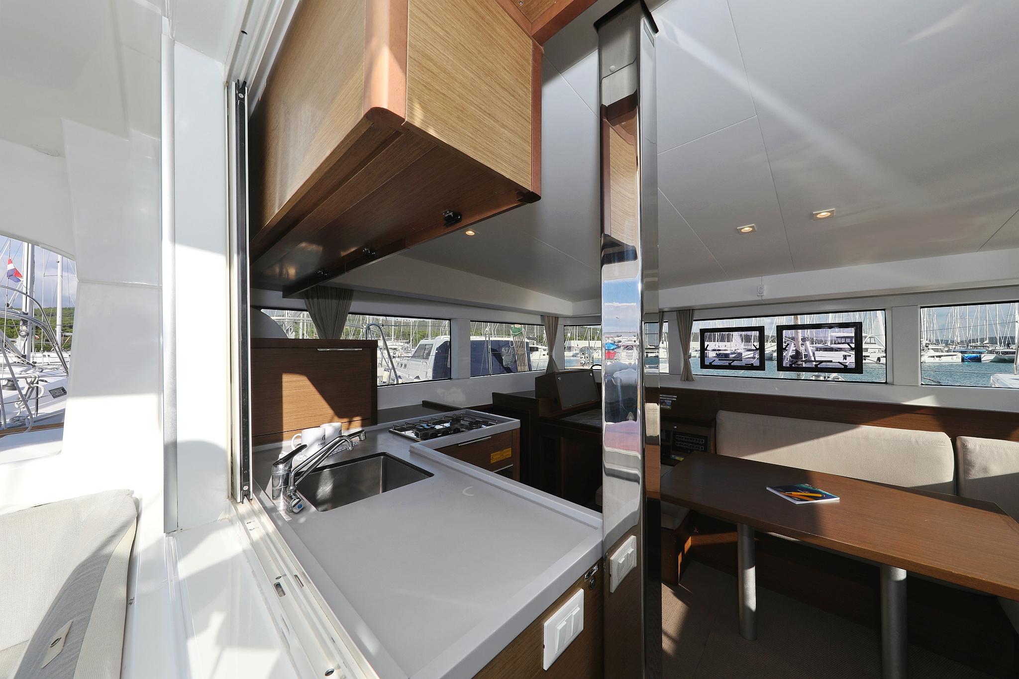 Lagoon 40 - 4 + 2 cab, picture 38