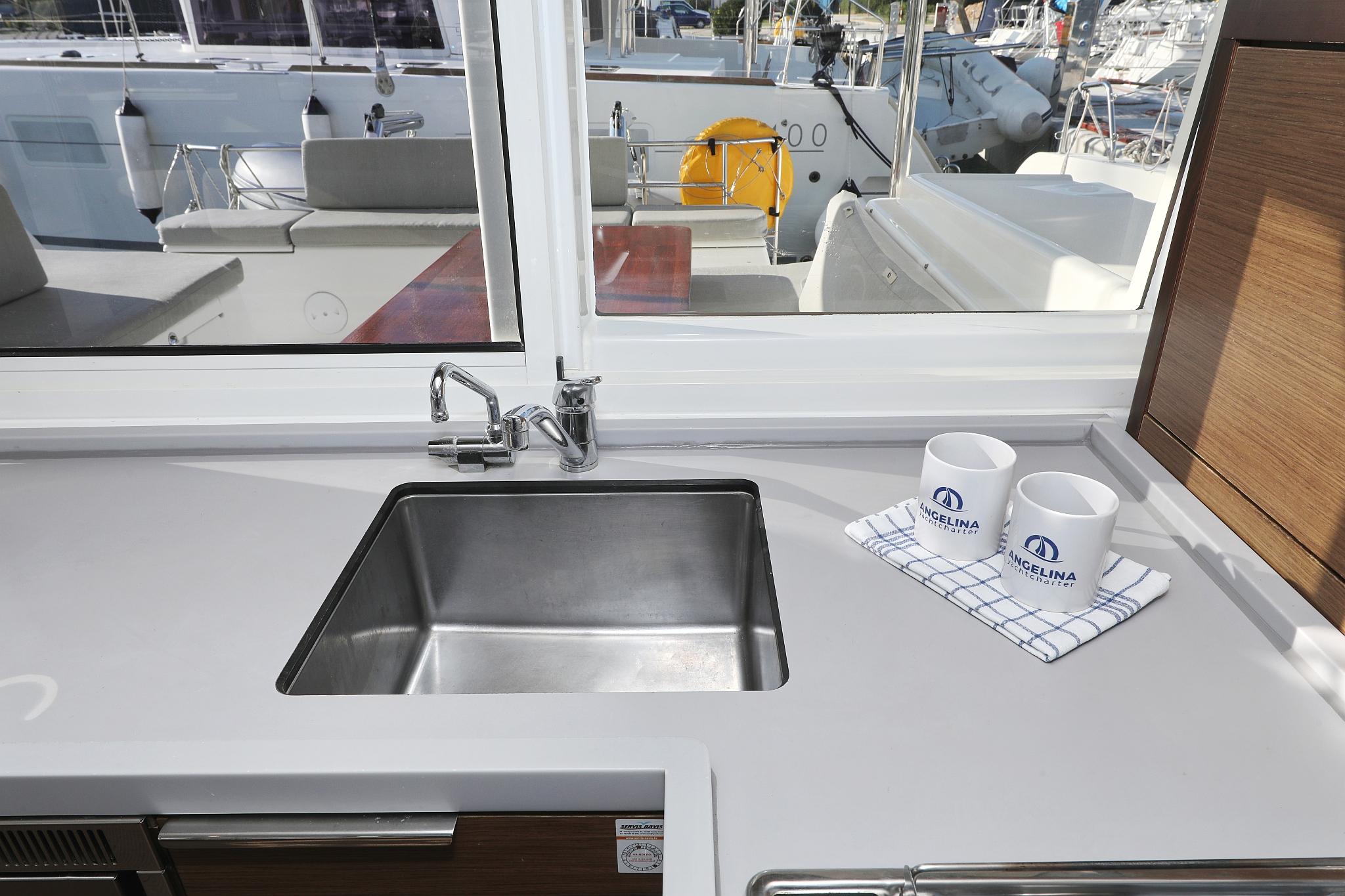 Lagoon 40 - 4 + 2 cab, picture 39