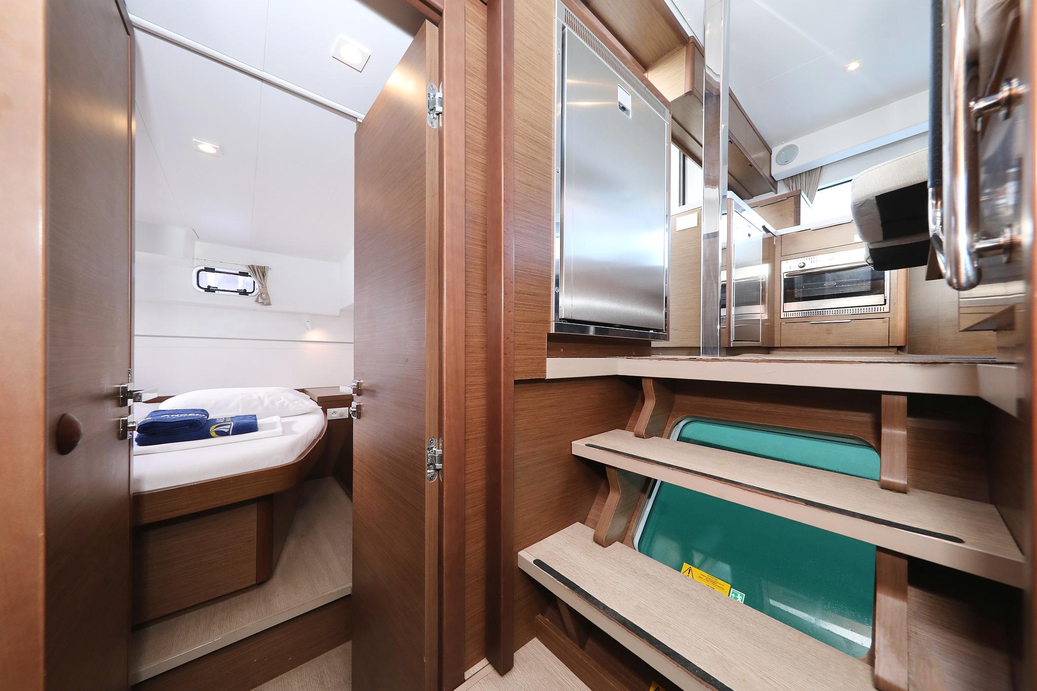 Lagoon 40 - 4 + 2 cab, picture 42