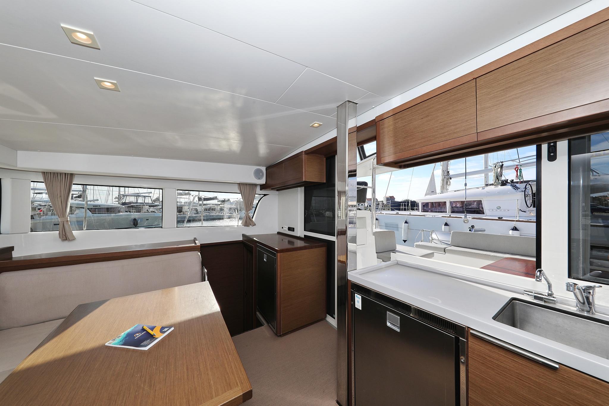 Lagoon 40 - 4 + 2 cab, picture 19