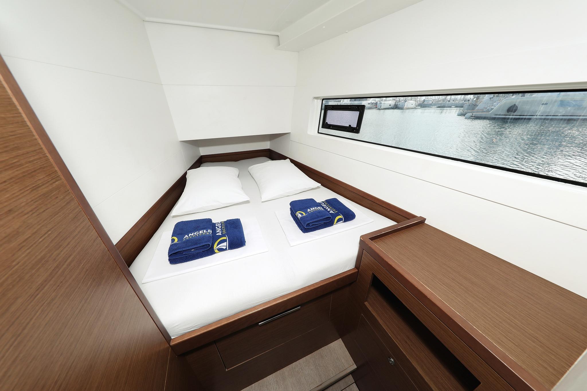 Lagoon 40 - 4 + 2 cab, picture 31