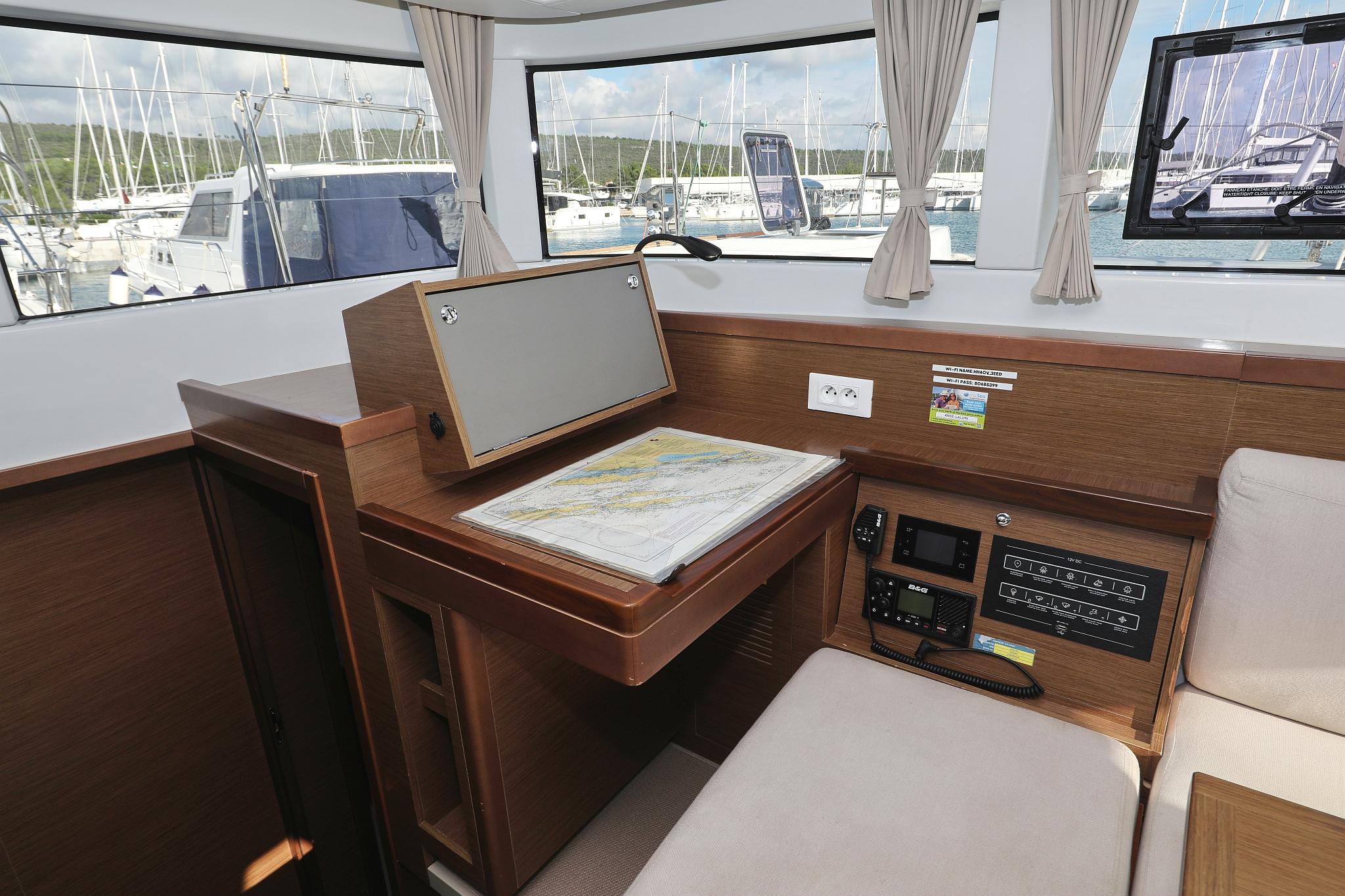 Lagoon 40 - 4 + 2 cab, picture 22