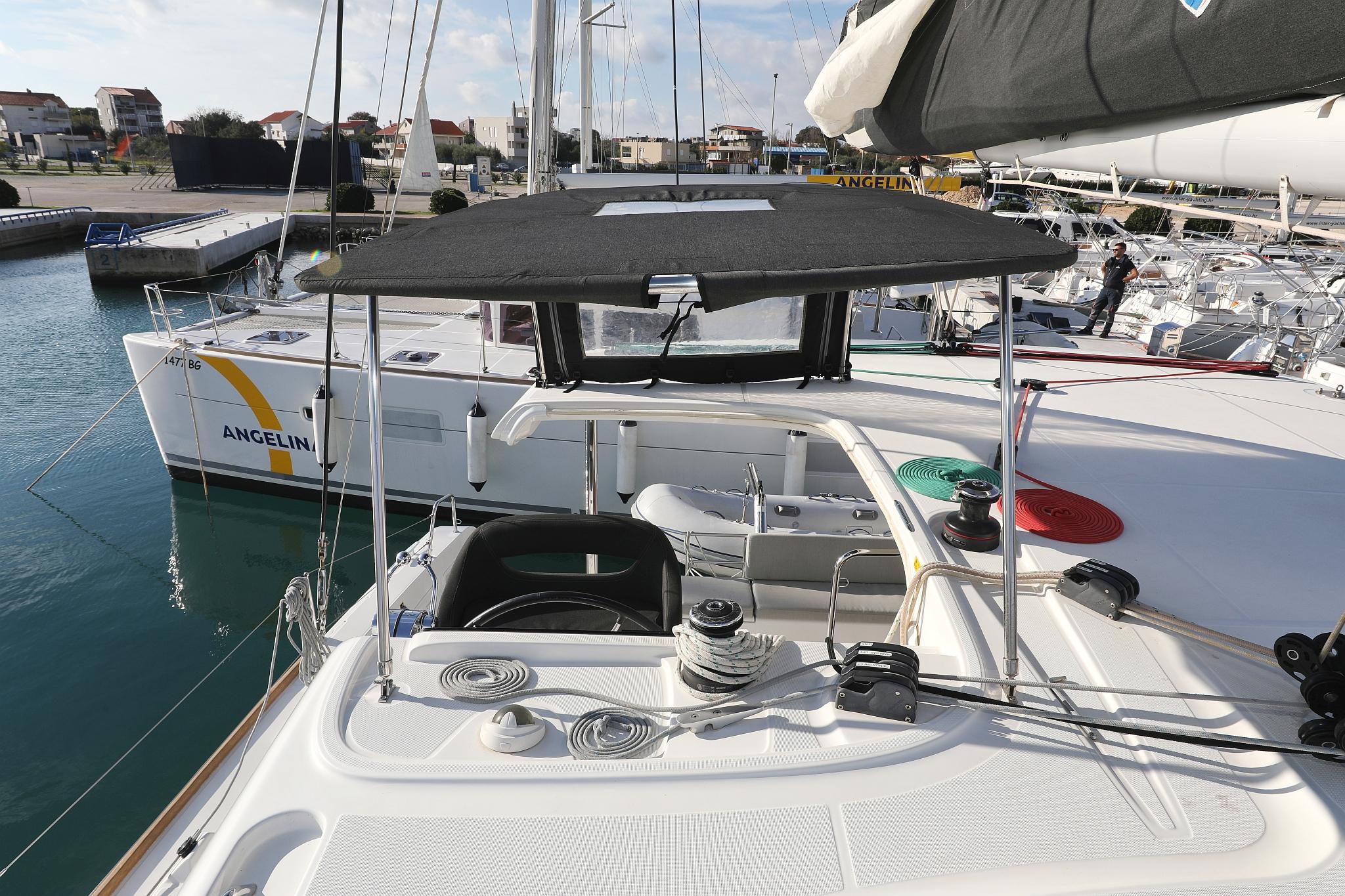 Lagoon 40 - 4 + 2 cab, picture 10