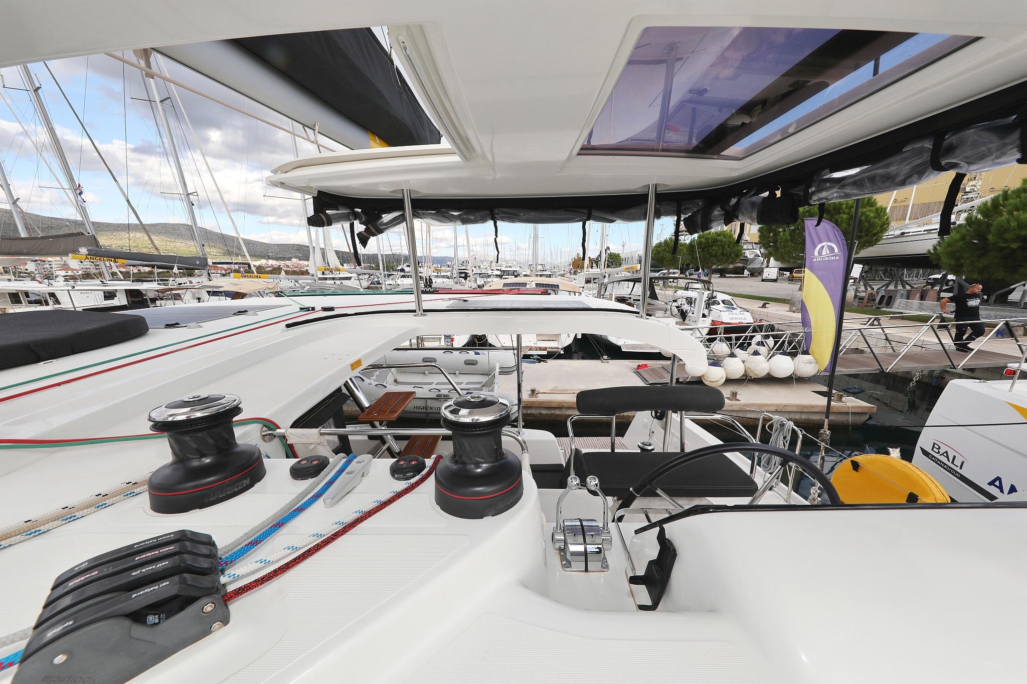 Lagoon 42 - 4 + 2 cab., picture 9