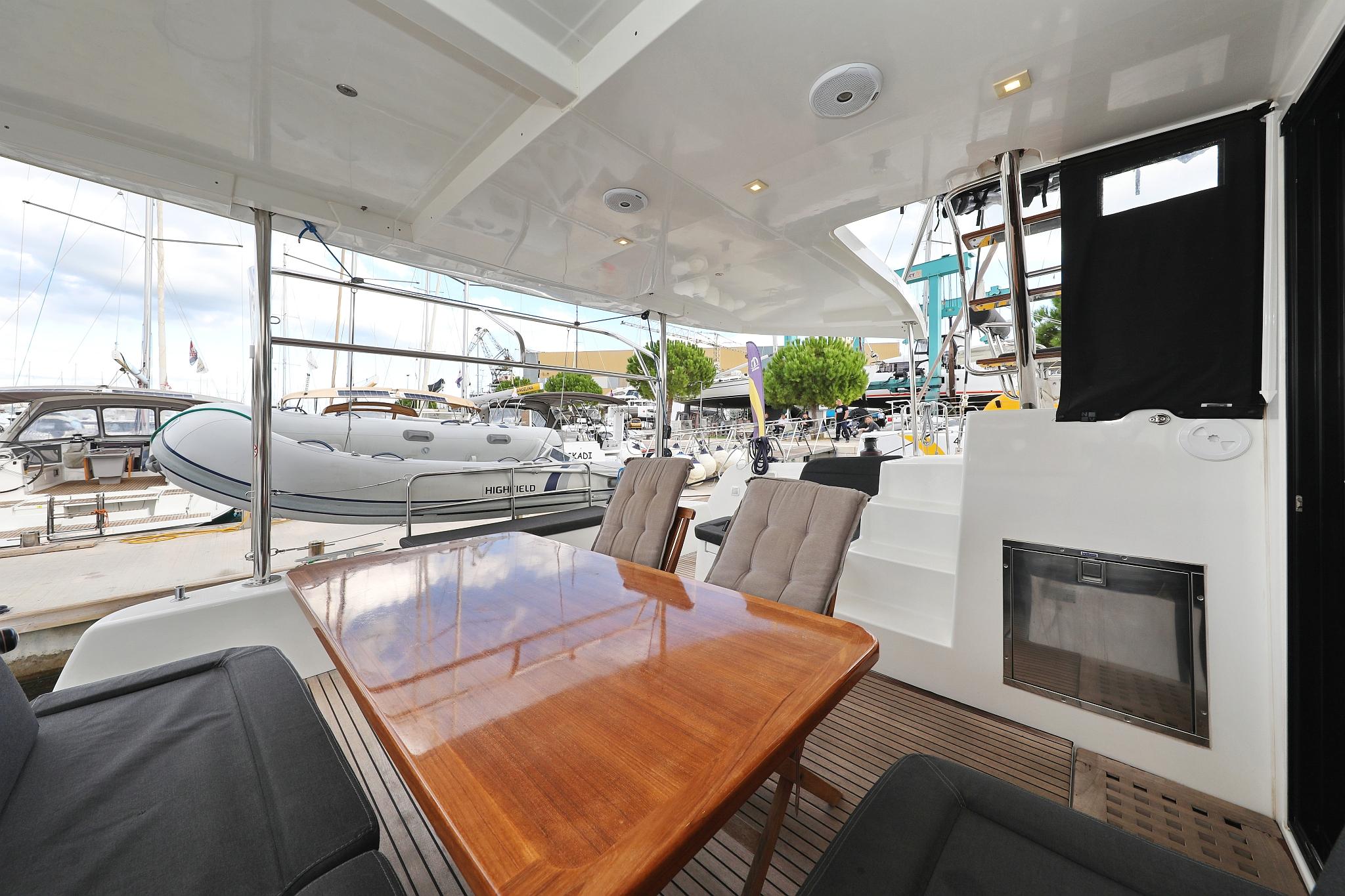 Lagoon 42 - 4 + 2 cab., picture 7