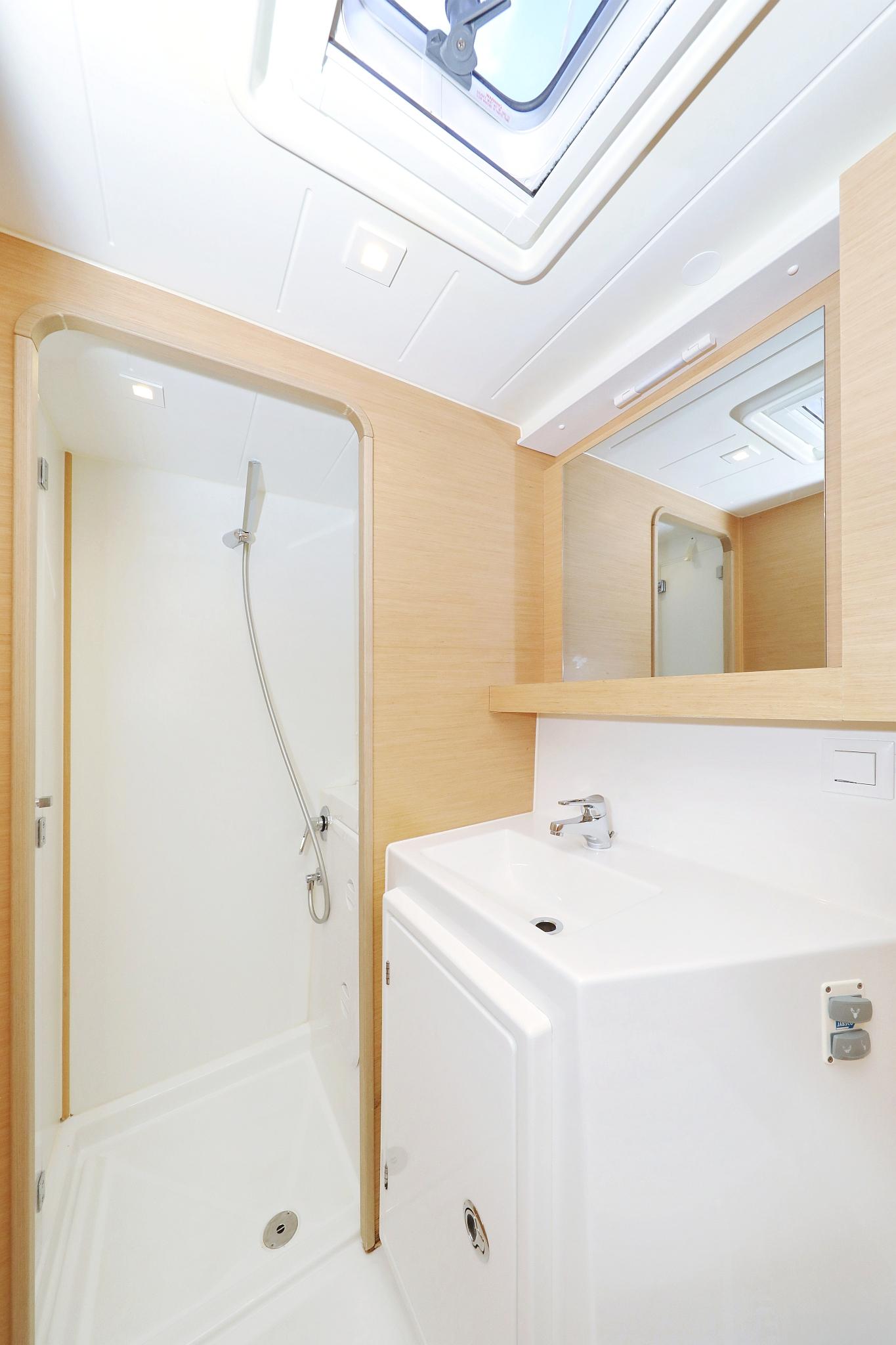 Lagoon 42 - 4 + 2 cab., picture 39