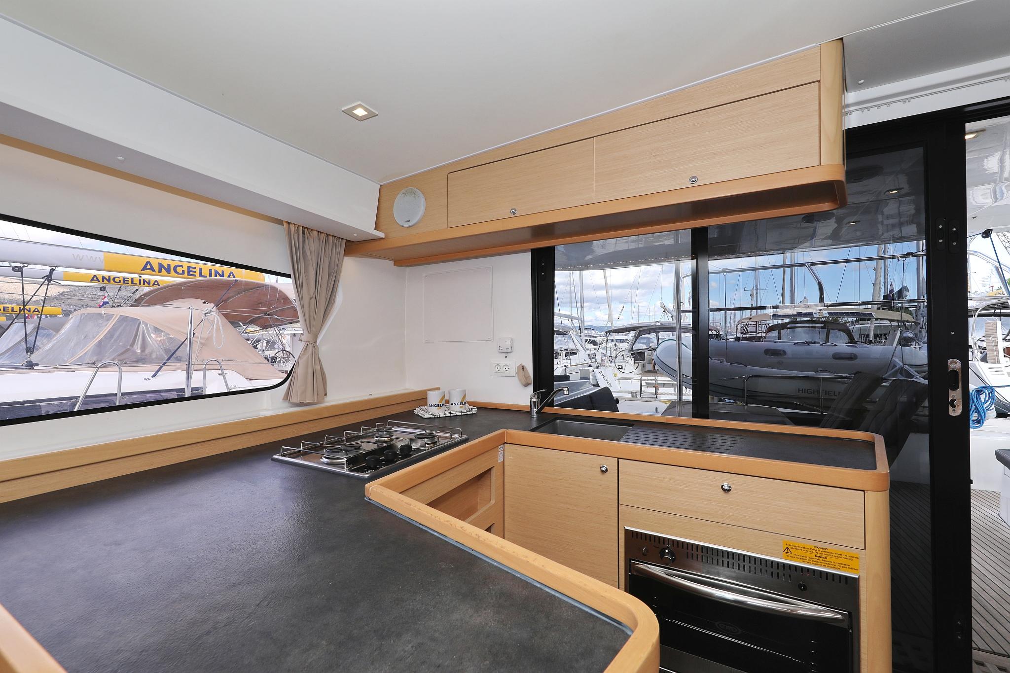 Lagoon 42 - 4 + 2 cab., picture 21